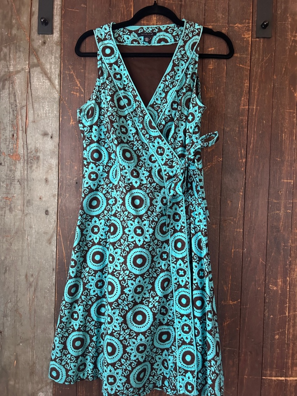 Tommy Hilfiger Turquoise & Black Sleeveless Wrap Midi Dress with Geometric Print